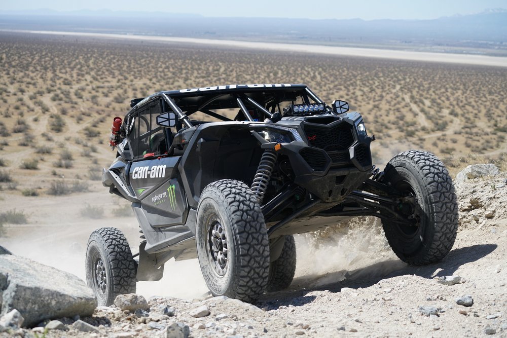 System 3 DX440 UTV Tire