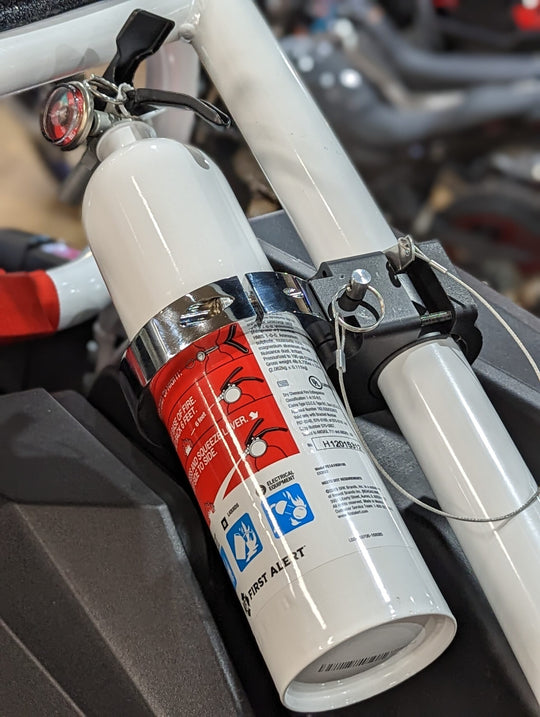Billet Fire Extinguisher Mount With Extinguisher 1.5"-2" | Dirtbag Brands